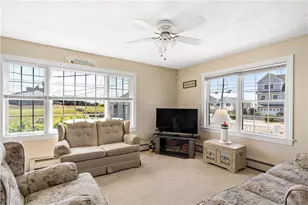 980 Matunuck Beach Rd, South Kingstown, RI 02879 - Photo 11