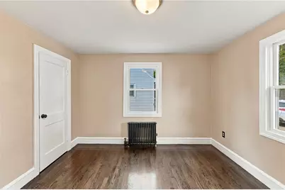 386 Norwood Avenue, Warwick, RI 02888 - Photo 11