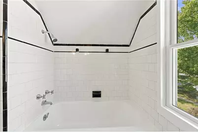 386 Norwood Avenue, Warwick, RI 02888 - Photo 29