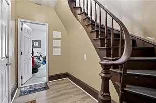 360 Manton Ave, Providence, RI 02909 - Photo 15