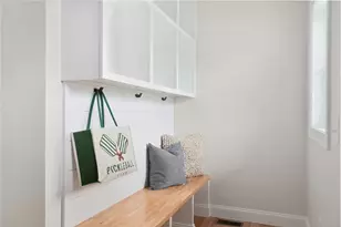 93 Fiat Ave, Cranston, RI 02910 - Photo 9