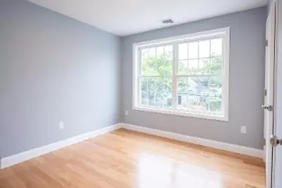 84 Coggeshall Street, Providence, RI 02908 - Photo 19