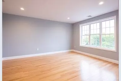 84 Coggeshall Street, Providence, RI 02908 - Photo 29