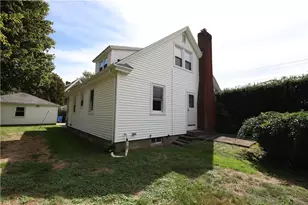 43 Admiral Kalbfus Rd, Newport, RI 02840 - Photo 3