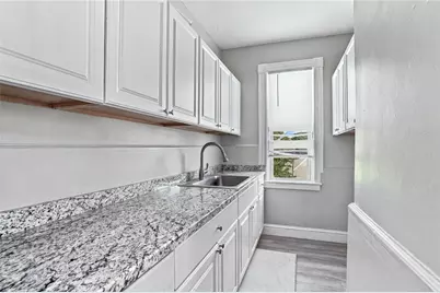 51 Hall Street, Providence, RI 02904 - Photo 17