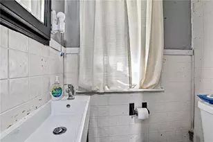 51 Hall St, Providence, RI 02904 - Photo 11