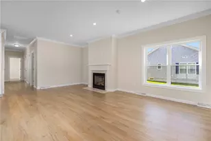 633 S Shore Village Blvd, South Kingstown, RI 02879 - Photo 11