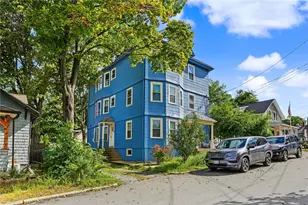 7 Williams St, Pawtucket, RI 02860 - Photo 1