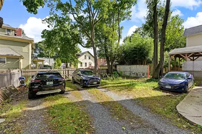 7 Williams Street, Pawtucket, RI 02860 - Photo 5