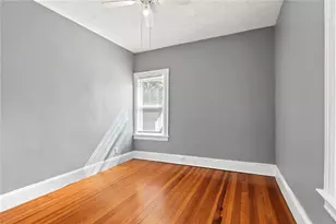 7 Williams St, Pawtucket, RI 02860 - Photo 9