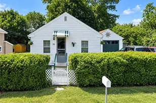 102 Tallman Ave, Portsmouth, RI 02871 - Photo 1