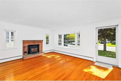 19 Beaumont Street, East Providence, RI 02916 - Photo 5