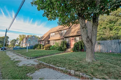 133 Roger Williams Avenue, East Providence, RI 02916 - Photo 3