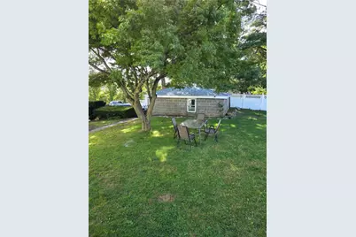 40 Kiley Street, North Providence, RI 02911 - Photo 21
