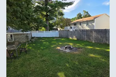 40 Kiley Street, North Providence, RI 02911 - Photo 19