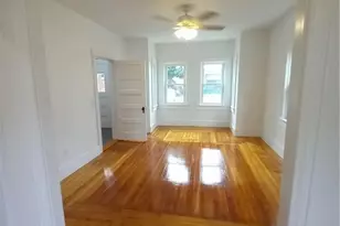 6 Short St, East Providence, RI 02914 - Photo 5