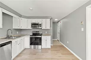 52 Nancy St, Providence, RI 02909 - Photo 5
