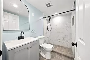 37 Old Oak Ave, Cranston, RI 02910 - Photo 29