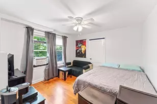 41 Rochambeau Ave, Providence, RI 02906 - Photo 37