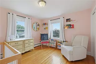 34 Bellevue Dr, Cranston, RI 02920 - Photo 15