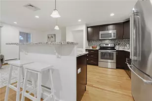 34 Bellevue Dr, Cranston, RI 02920 - Photo 7