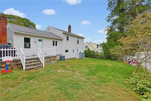 34 Bellevue Dr, Cranston, RI 02920 - Photo 27