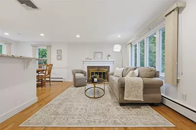 34 Bellevue Drive, Cranston, RI 02920 - Photo 3