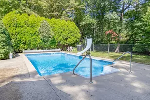 64 Shaw Dr, Glocester, RI 02857 - Photo 7