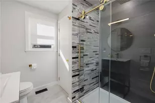 21 Lynde St, Providence, RI 02908 - Photo 19