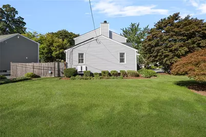21 Lynde Street, Providence, RI 02908 - Photo 35