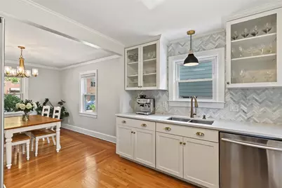 92 Edgehill Road, Providence, RI 02906 - Photo 11