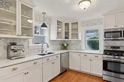 92 Edgehill Road, Providence, RI 02906 - Photo 15