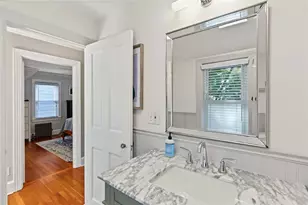 92 Edgehill Rd, Providence, RI 02906 - Photo 29