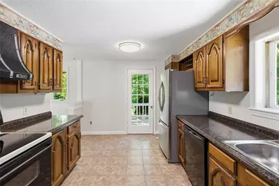 32 Briarwood Road, Lincoln, RI 02865 - Photo 15
