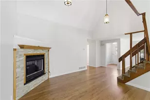32 Briarwood Rd, Lincoln, RI 02865 - Photo 9