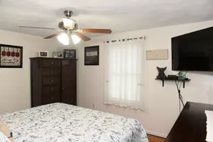 9 Mallory Ct, Cranston, RI 02910 - Photo 13