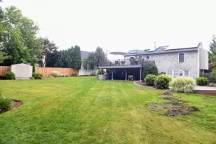 9 Mallory Ct, Cranston, RI 02910 - Photo 29