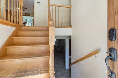 861 Greenville Avenue, Johnston, RI 02919 - Photo 13