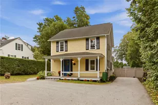275 Green End Ave, Middletown, RI 02842 - Photo 1