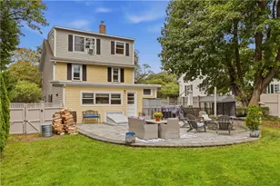 275 Green End Ave, Middletown, RI 02842 - Photo 37