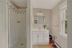 275 Green End Ave, Middletown, RI 02842 - Photo 29