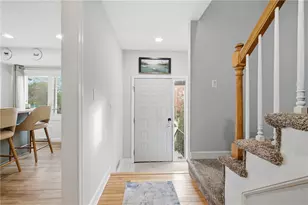 35 Waterview Dr, Smithfield, RI 02917 - Photo 17