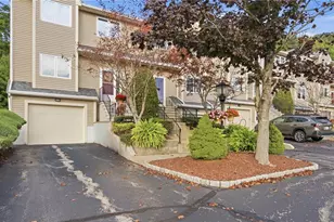 35 Waterview Dr, Smithfield, RI 02917 - Photo 3