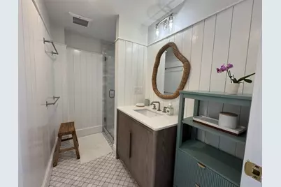 8 Barney Street #B, Newport, RI 02840 - Photo 7