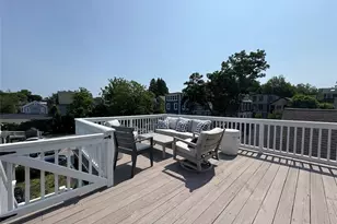 8 Barney St, Newport, RI 02840 - Photo 9