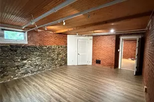 131 Irving Ave, Providence, RI 02906 - Photo 7