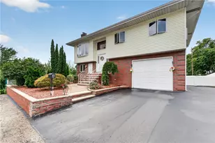 4 Evans St, Johnston, RI 02919 - Photo 3
