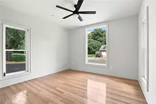 127 Woodbine Ave, Warwick, RI 02886 - Photo 37