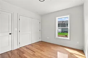 127 Woodbine Ave, Warwick, RI 02886 - Photo 27