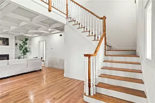 127 Woodbine Ave, Warwick, RI 02886 - Photo 15